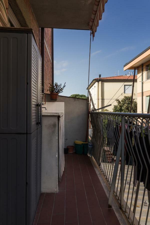 Appartamento Casa Mimosa Viareggio Esterno foto