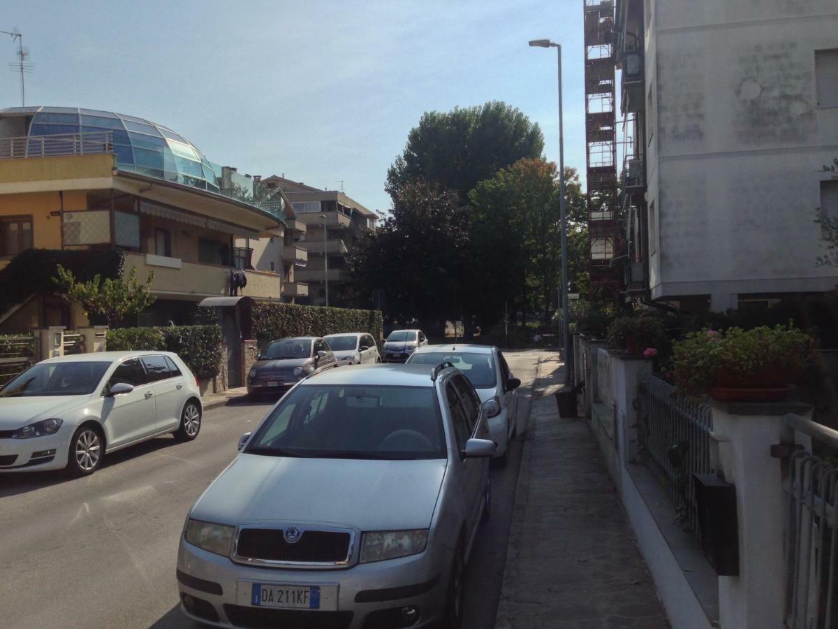 Appartamento Casa Mimosa Viareggio Esterno foto