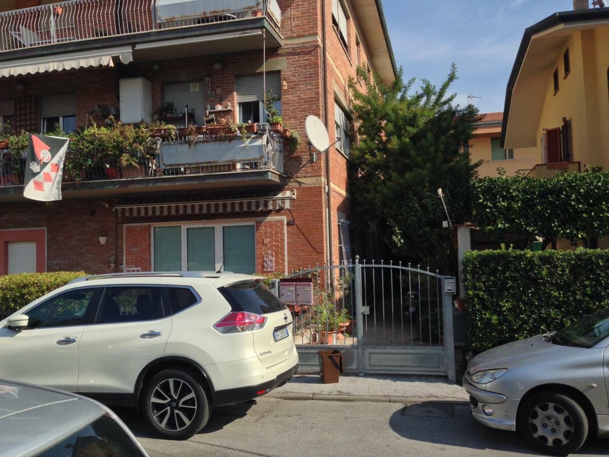 Appartamento Casa Mimosa Viareggio Esterno foto