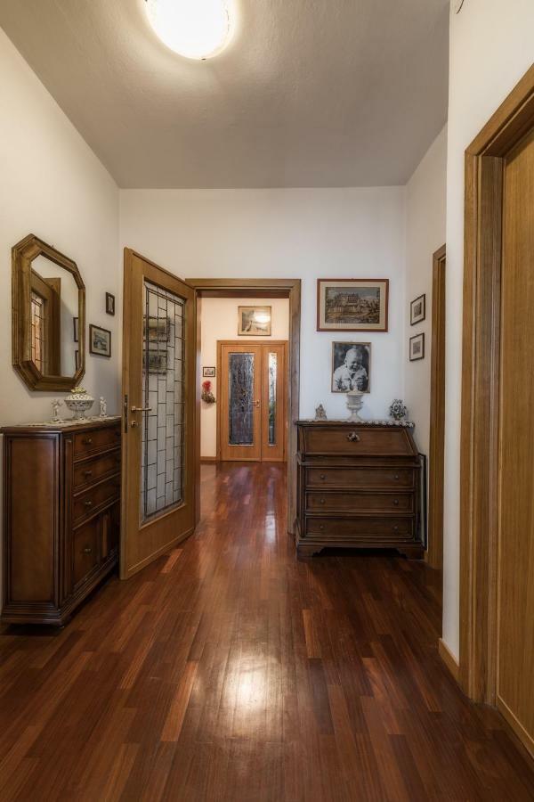 Appartamento Casa Mimosa Viareggio Esterno foto